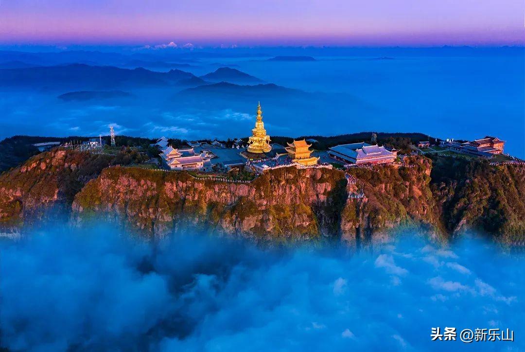 四川乐山秋日温情之旅，陪伴与美景的交融