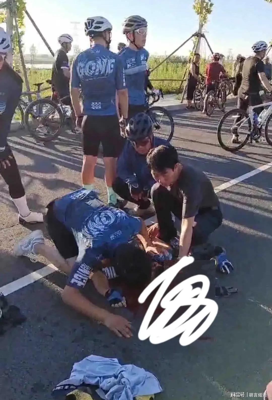 男童骑行遭碾身亡后家属首度发声，变化带来自信与成就感的力量引人深思
