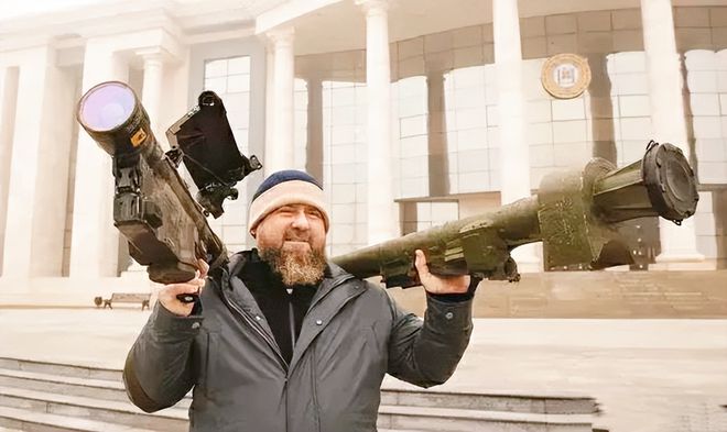科技重塑生活体验，车臣突发爆炸事件与卡德罗夫发声引发关注