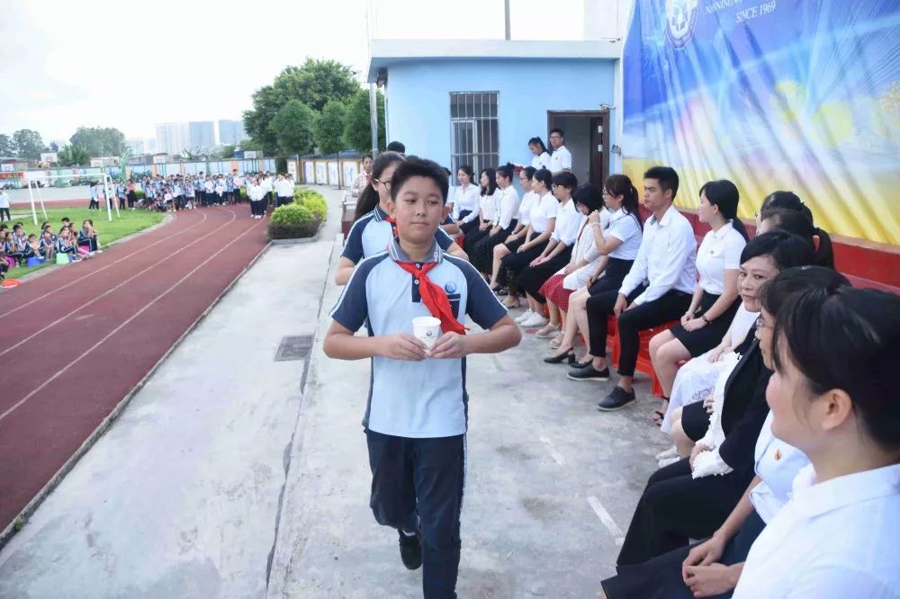 廖其刚的最新动态，变化中的力量与自信成就之路