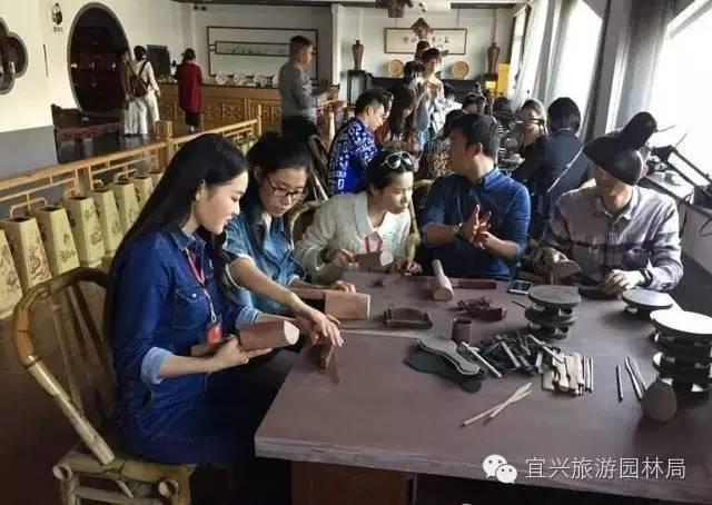 无锡电子厂最新招聘信息揭秘，小巷中的职业宝藏等你来发掘！