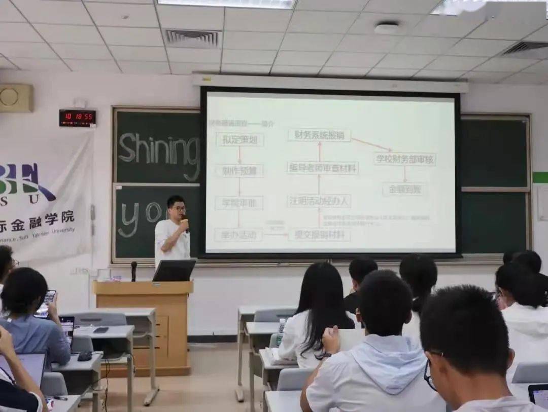 余文乐最新动态，时代之星的光芒持续闪耀