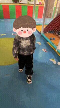 遭货车碾压男孩康复入学幼儿园，勇敢小天使重新展翅飞翔