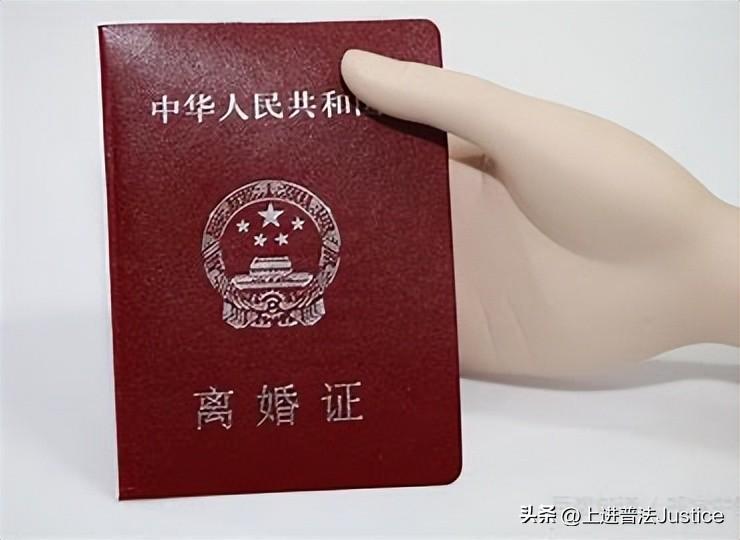 妻子病发丈夫起诉离婚，情感与责任的抉择