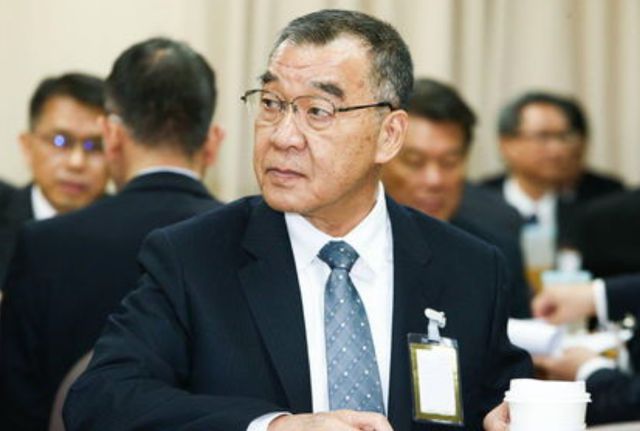 台名嘴批台高官“准备好作战”言论,台名嘴批台高官准备好作战言论的温馨日常