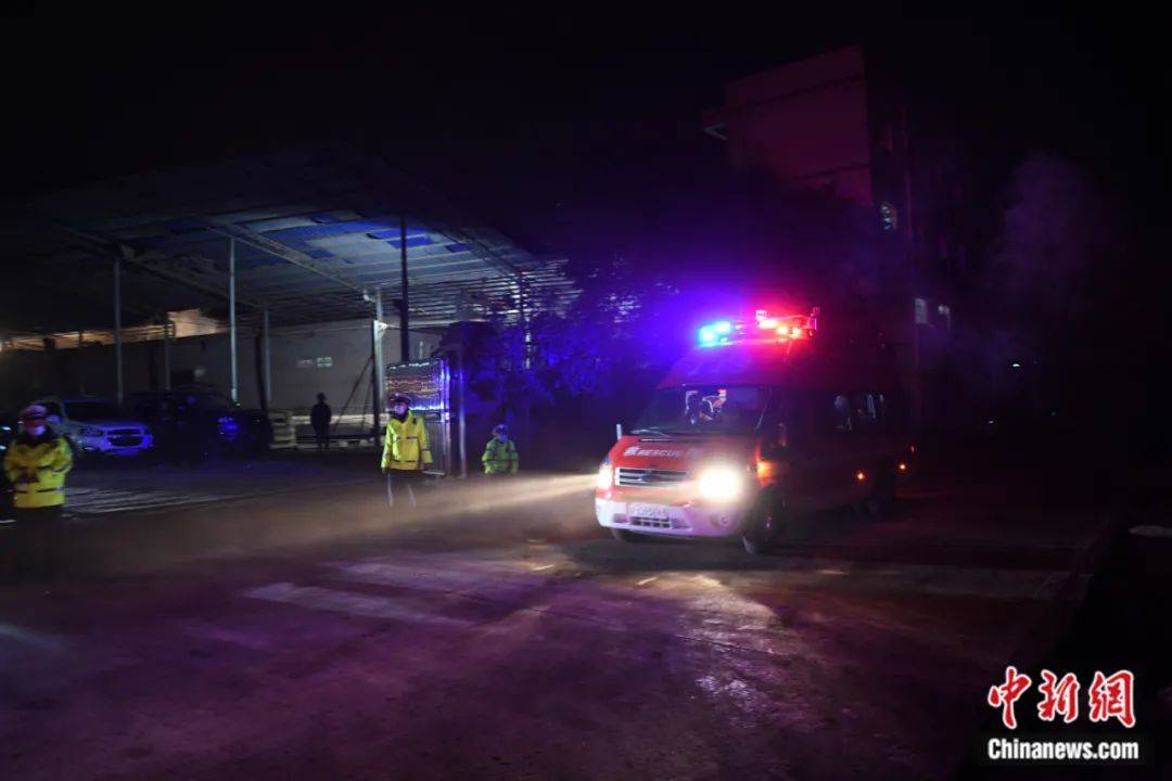 河北煤矿顶板事故致6人被困，事故背后的力量与学习成长带来的自信与成就感