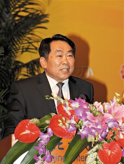 河南人大常委会原副主任刘满仓被查事件聚焦，事件背后真相揭秘