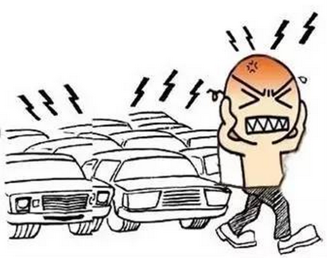 医院对老干部体检的专属安排，市民旁观受限，特定背景下的观察与思考