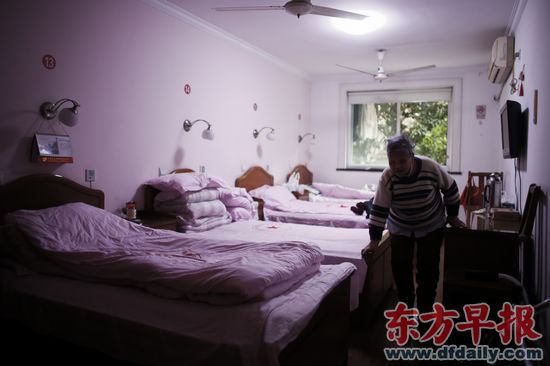从猪圈般的房间到心灵洗涤之旅，上海某养护院的改造与挑战