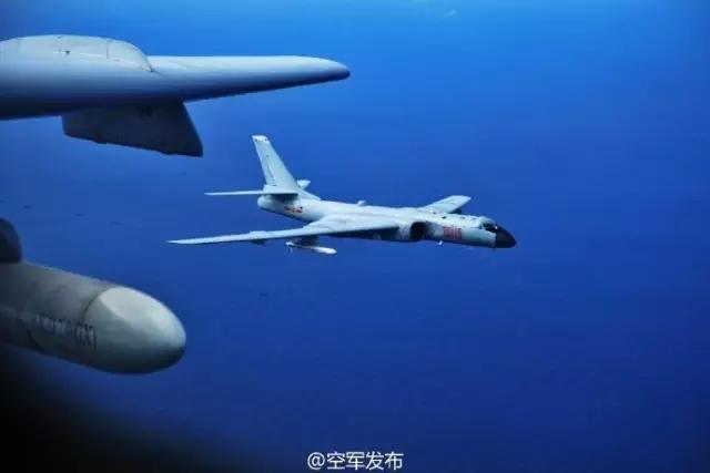 空军多型战机挂弹出击，展示力量与自信的源泉，直达台岛周边