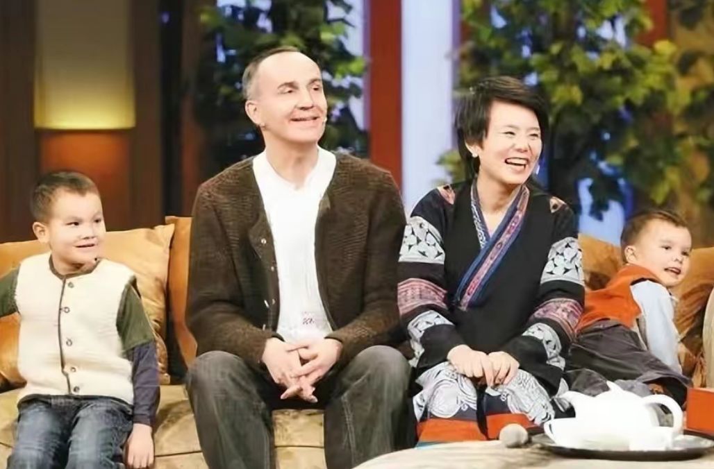 龚琳娜与德国丈夫老锣离婚，自然美景背后的情感启示
