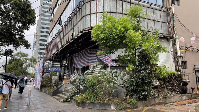 海棠台风最新动态，揭秘隐藏特色小店背后的奇遇