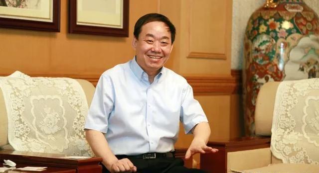 2024版新奥官方资料揭秘，权威解答详解_CYX68.785独占秘籍