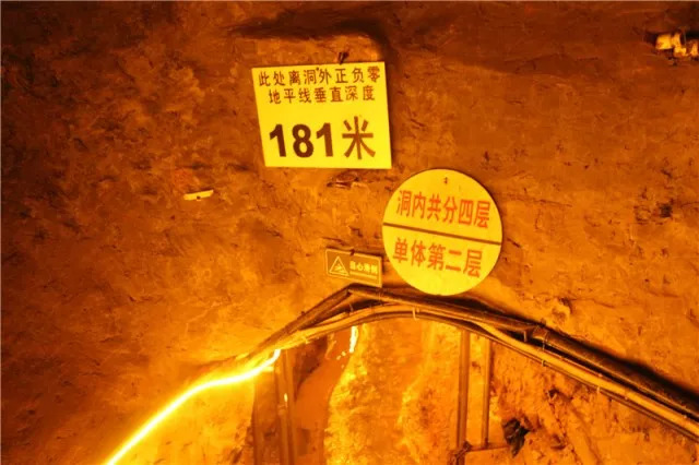 小巷深处的伦理探索，独特体验与道德边界的挑战