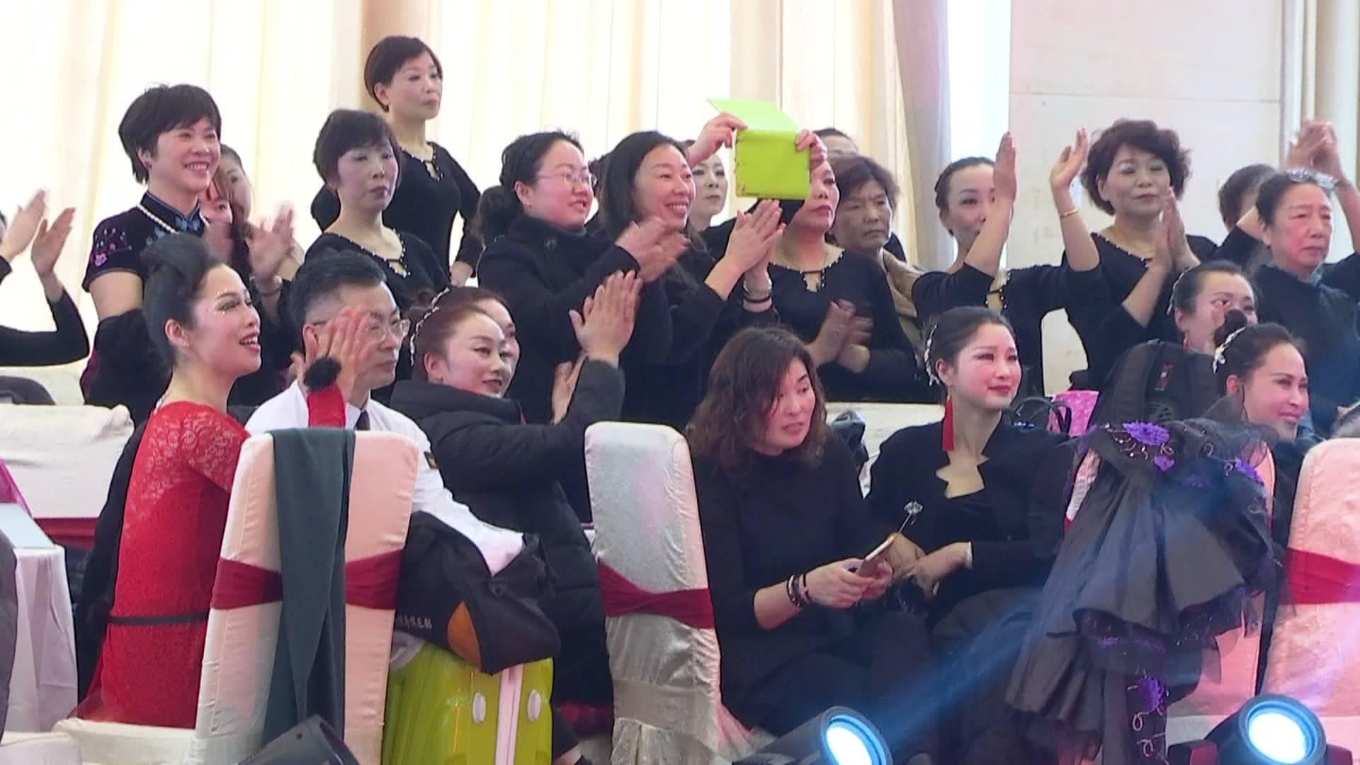 炫舞官网最新活动盛大开启，青春热情舞动起来！