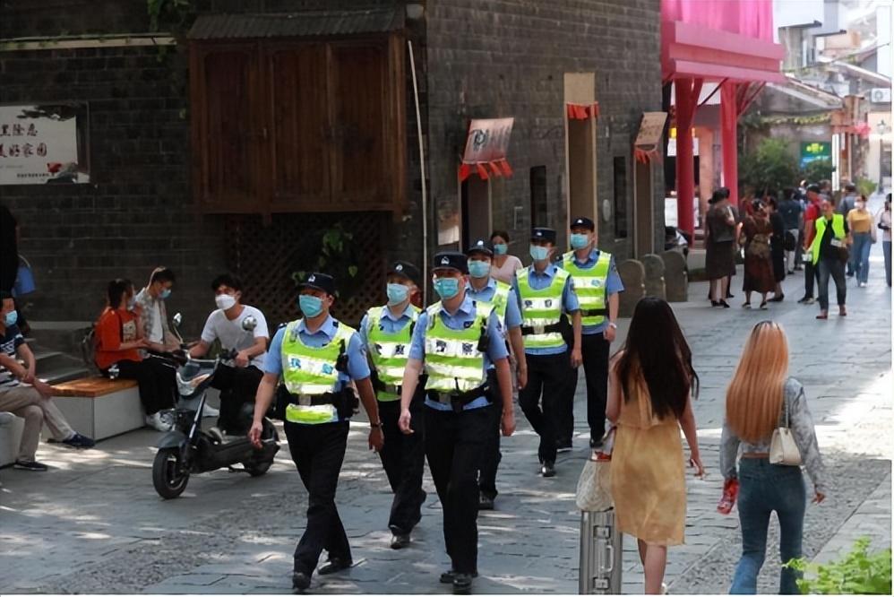 最新交通违章查询，守护你的行车安全之路