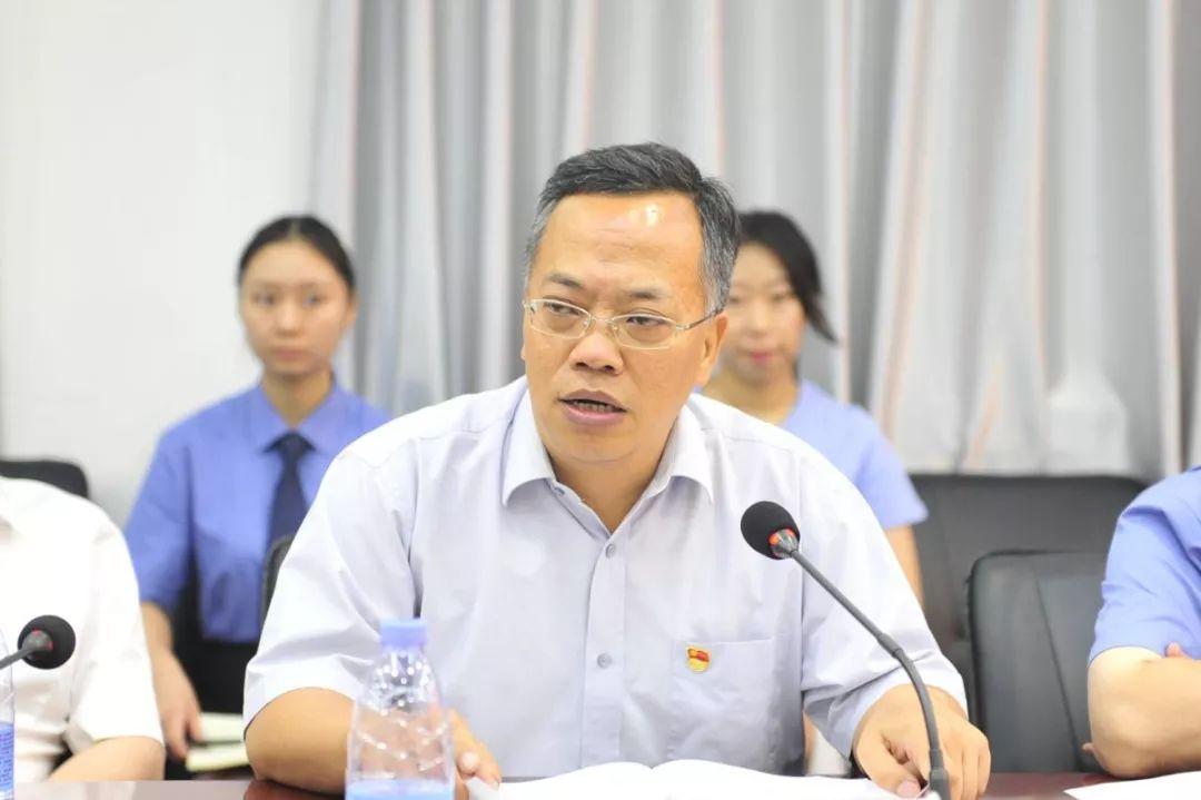 裁决最新章节下载，自然美景探索之旅启程