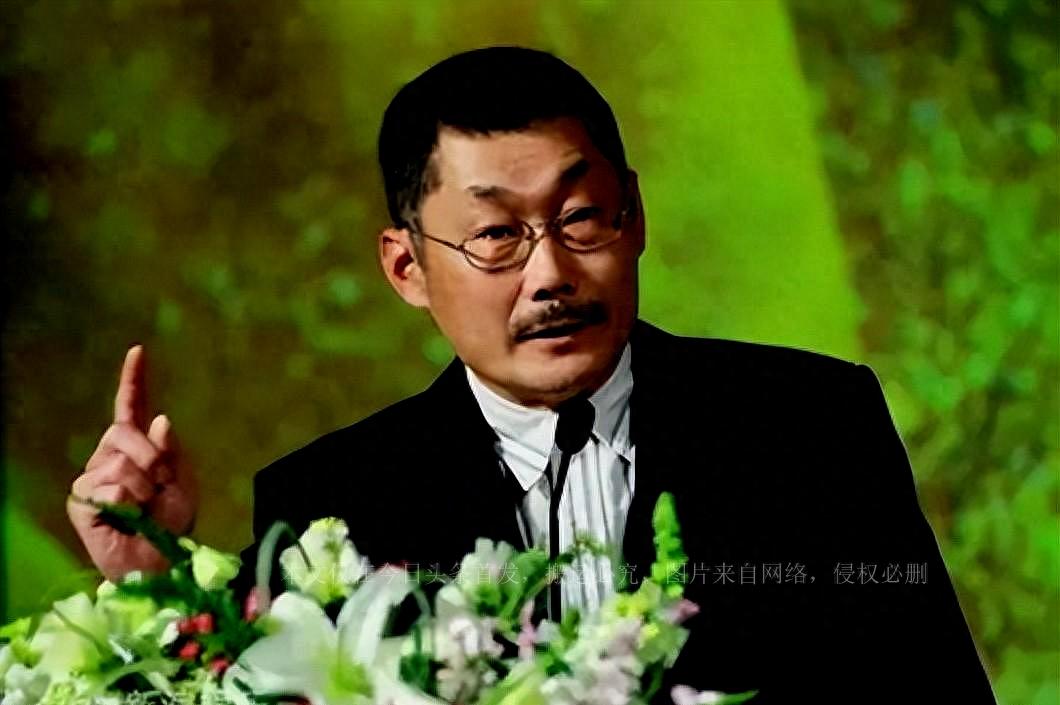 隐藏瑰宝（或小巷深处的瑰宝）
