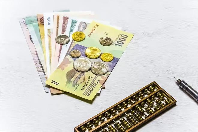 千足金最新款,千足金的温暖纽带