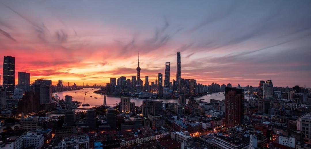 上海房产税费最新,上海房产税费最新，变化中的城市，成长中的你