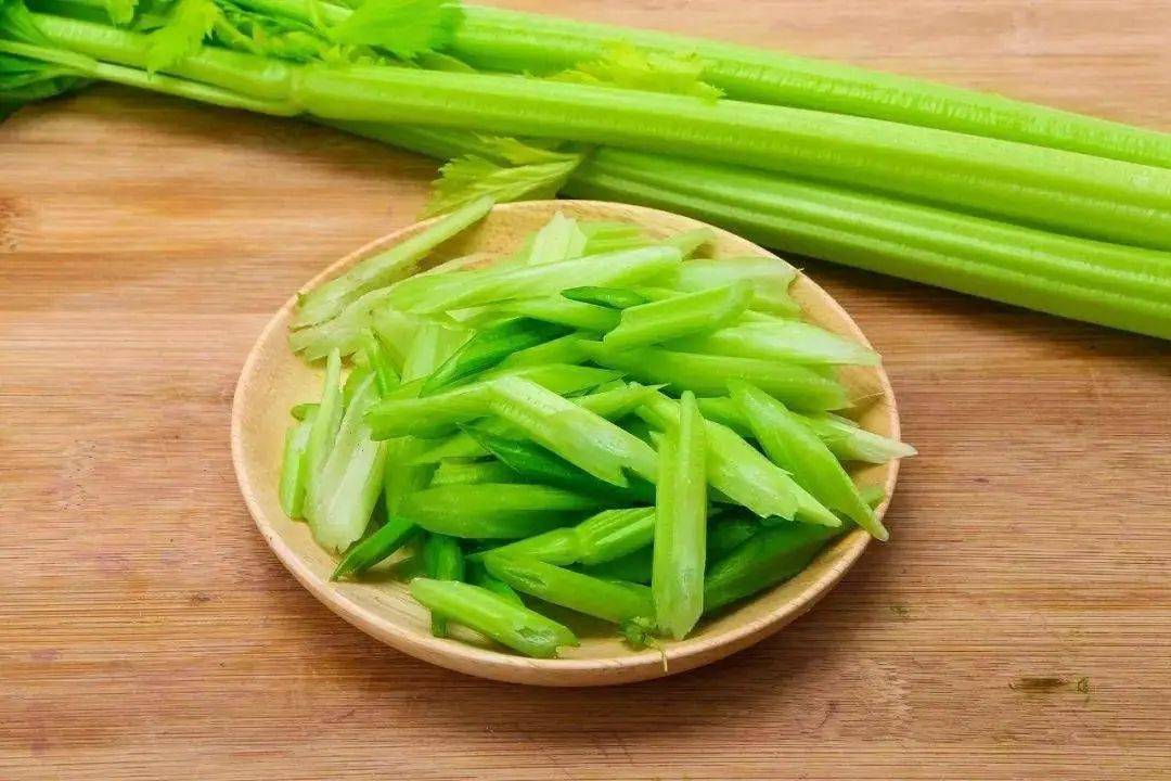 山东芹菜行情，探寻自然美景之旅，寻找内心的宁静与平和