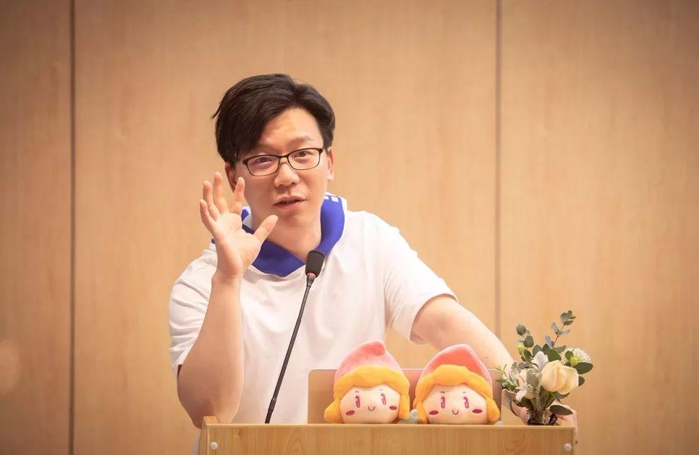 最新精彩内容在线观看,最新精彩内容在线观看，一种现代娱乐方式的探讨