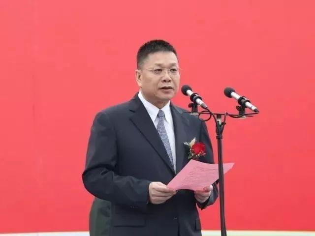 华海药业创新引领，铸就行业标杆，发布最新公告！