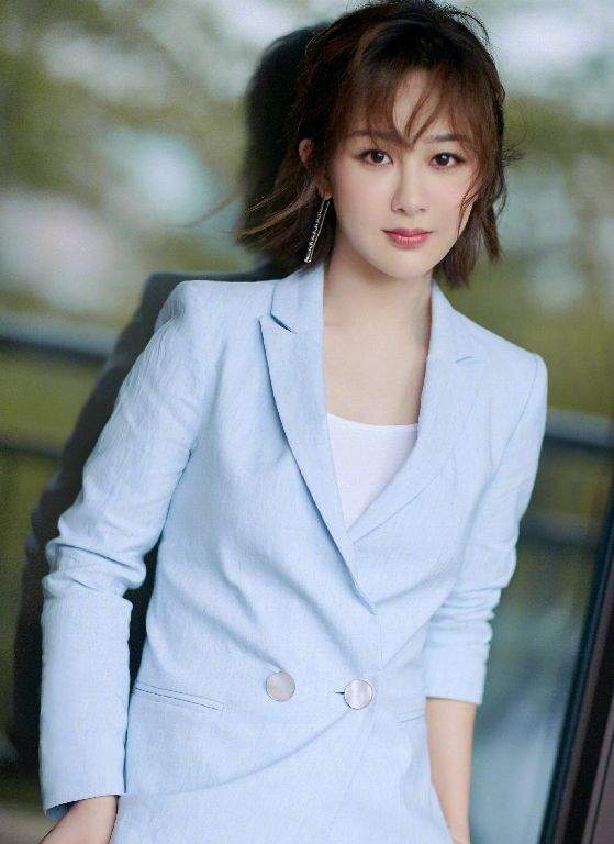 陈艾演员，演技与流量的双重魅力展现