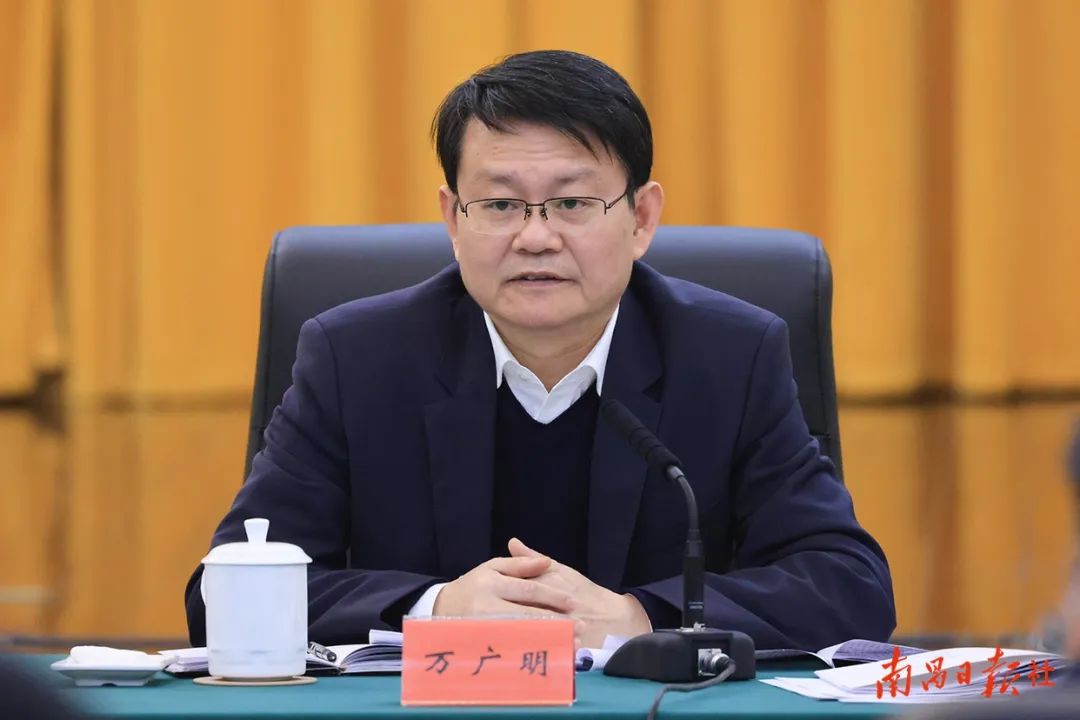 兰州市牛向东最新消息,高效执行方案_轻奢版23.831