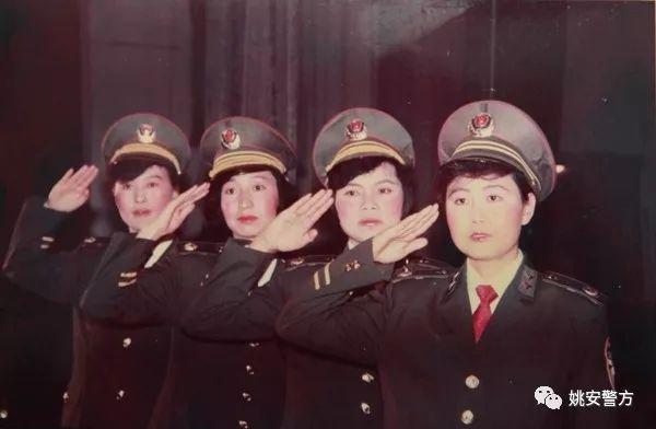 揭秘最新版警察退休政策重磅更新🔍👮‍♂️