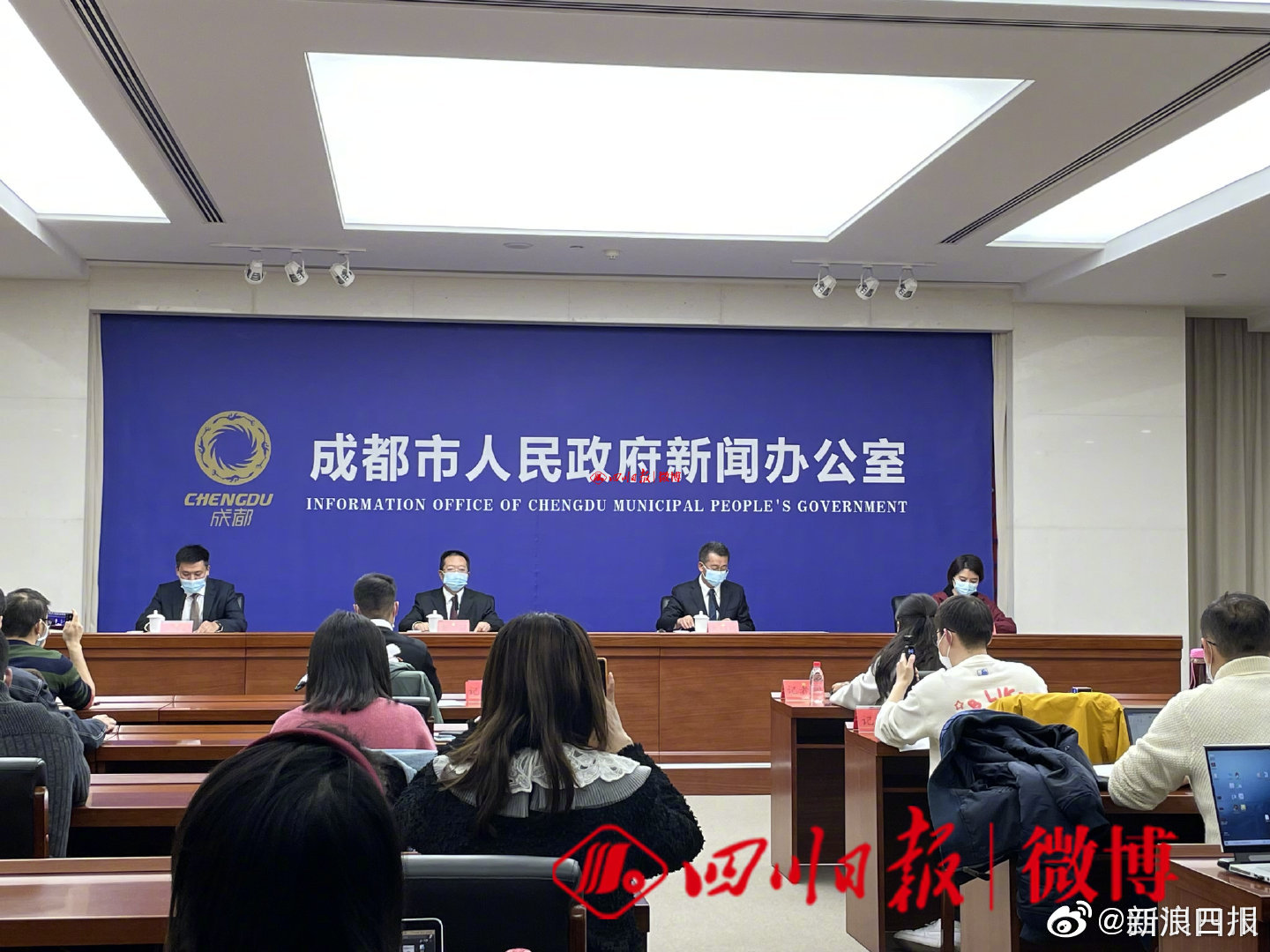 成都最新疫情下的积极力量与变化之美，展现抗疫之美，共筑希望之光