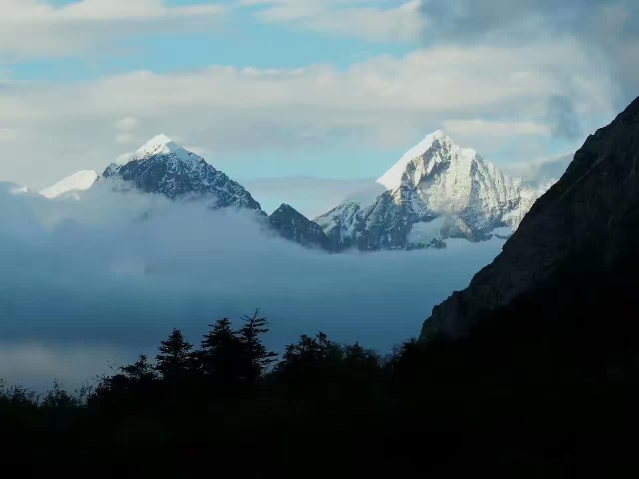 云南玉龙雪山最新动态，展现自信与成就感的壮丽景色