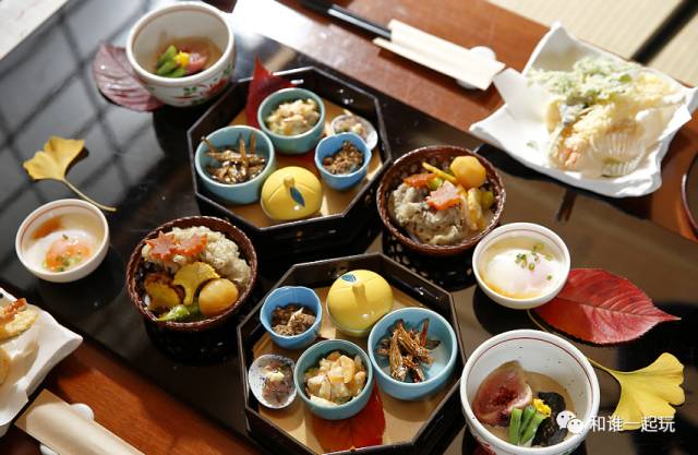 探索日本小巷美食秘境，最新日本食品一览