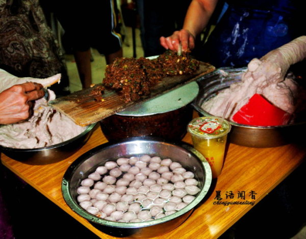 红海子最新照片揭秘，小巷中的隐藏美食天堂