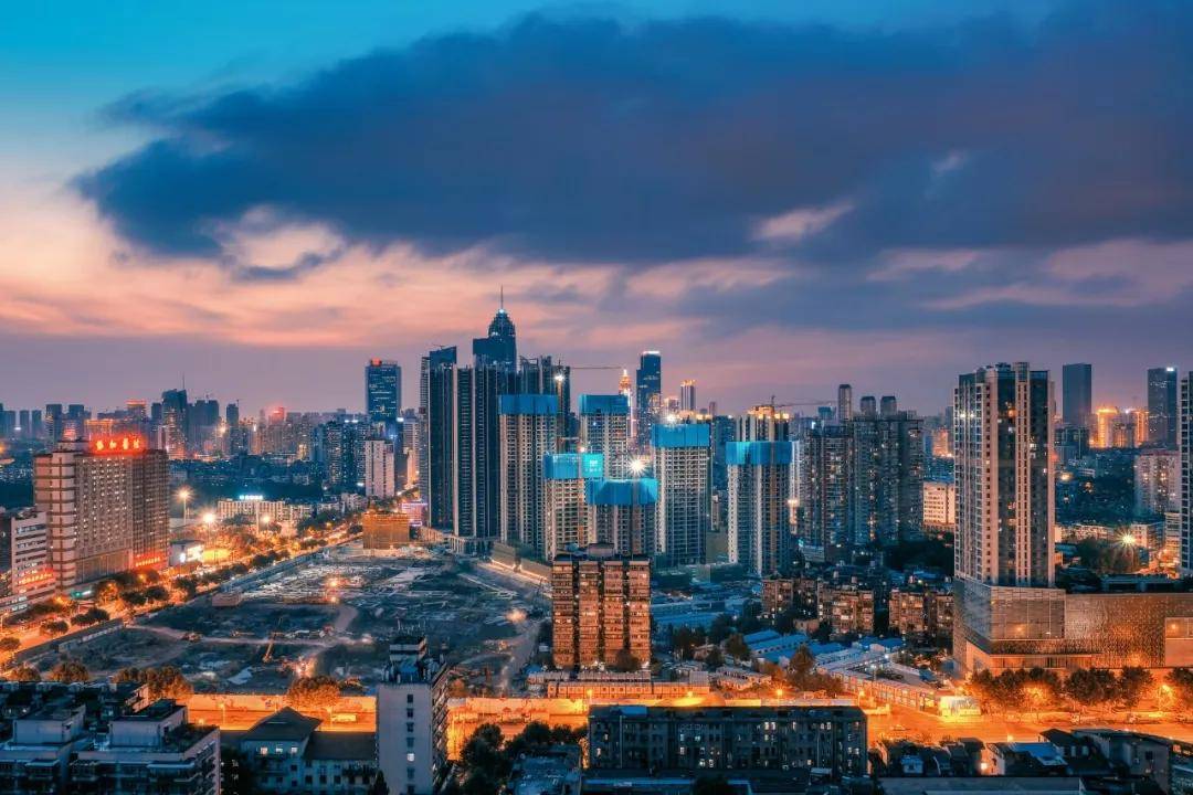 武汉楼市行情深度解析，一种独特观点的视角