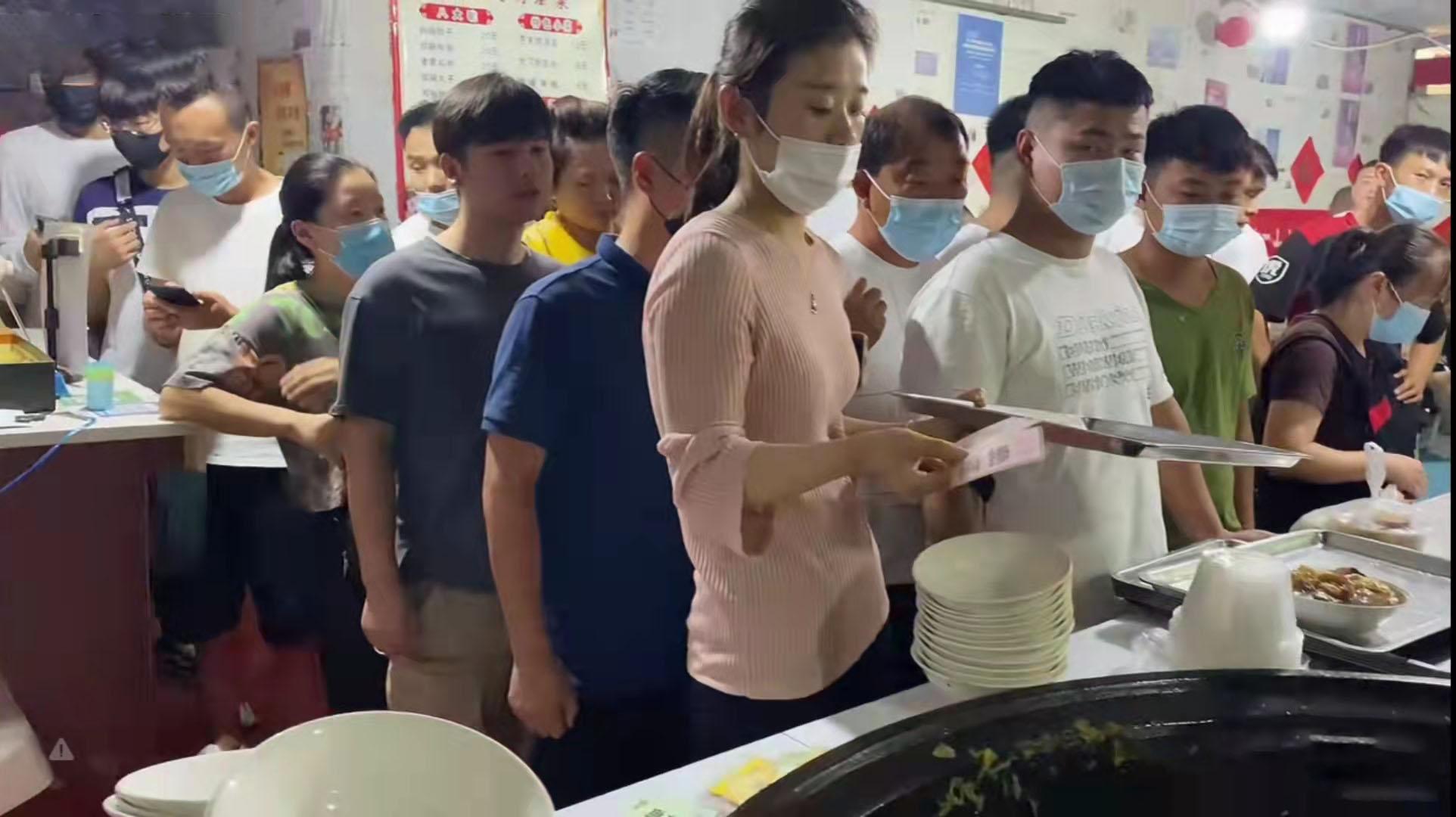 两分钱回收价格表，小巷宝藏与特色小店奇妙之旅的探索