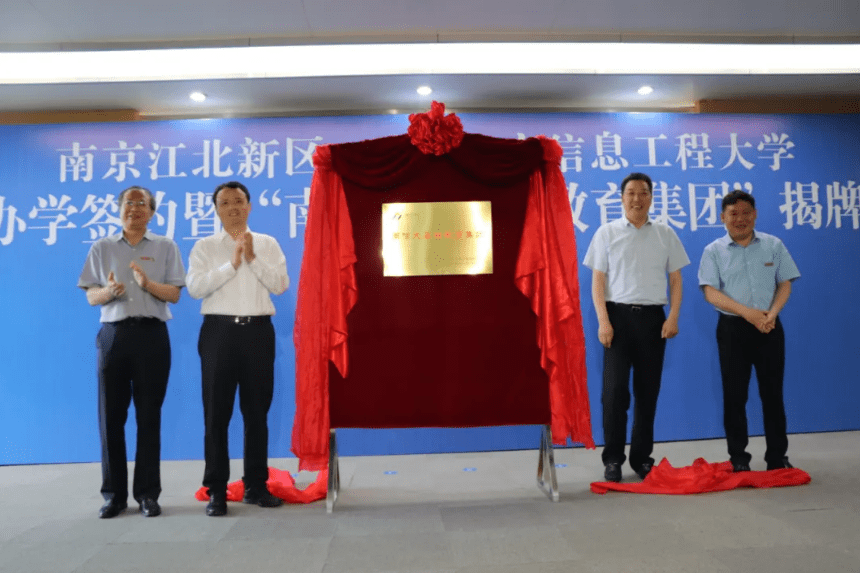 最新港口拖轮船员招聘信息及应聘指南，一步步教你如何成为港口拖轮船员