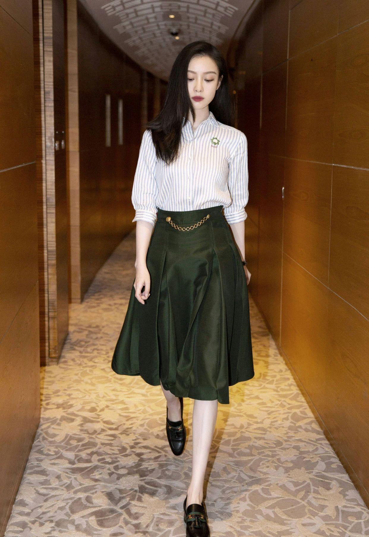 最新女士包流行趋势揭秘，时尚魅力大解密👜