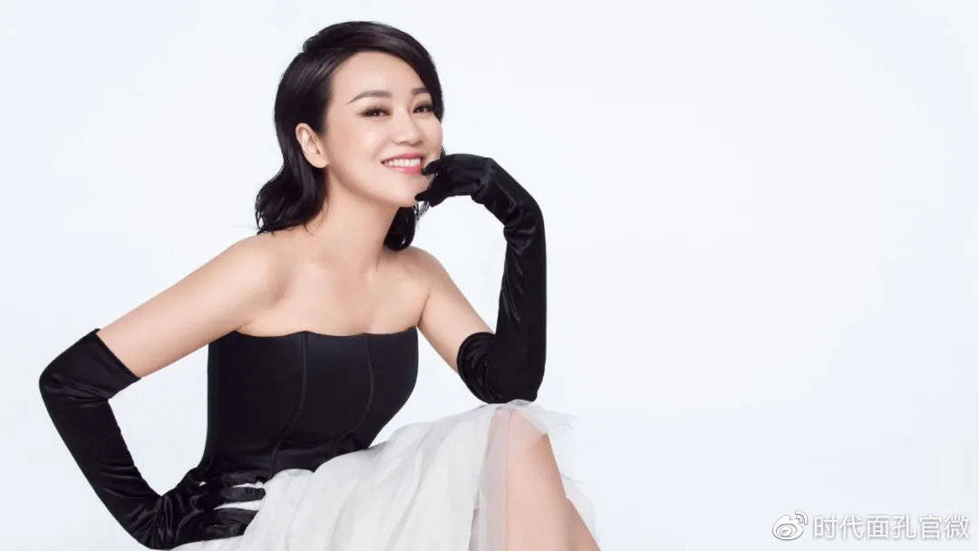 李念最新美照，心动瞬间惊艳亮相！